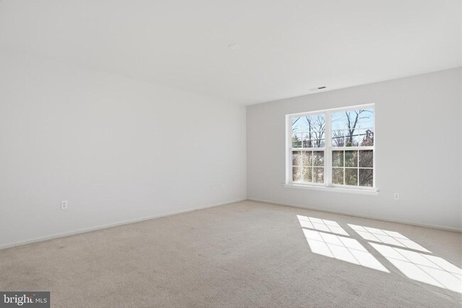 Building Photo - 13675 Philmont Ave