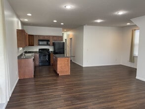 Building Photo - 928-934 Martin Luther King Jr St