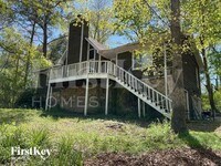 Building Photo - 105 Elm Cir