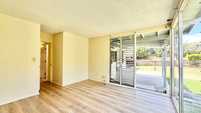 Building Photo - SPACIOUS 4 BEDROOM HOME IN DESIRABLE AIEA ...