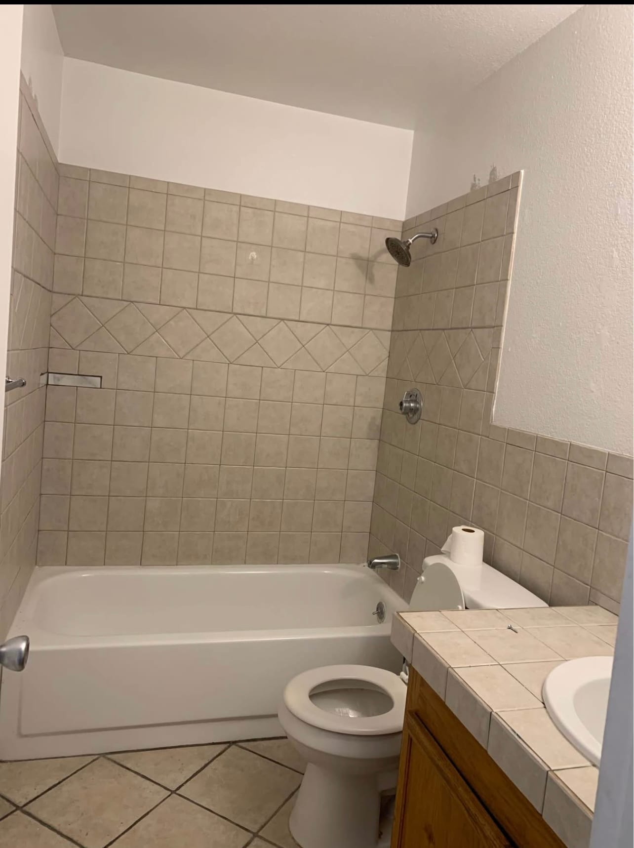 Bathroom - 1835 N Bruce St