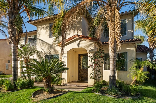 Building Photo - 15935 Archwood Ln