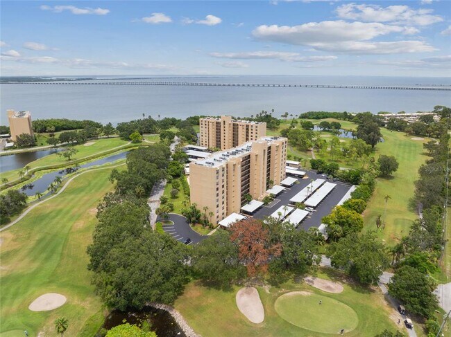 Building Photo - 2621 Cove Cay Dr