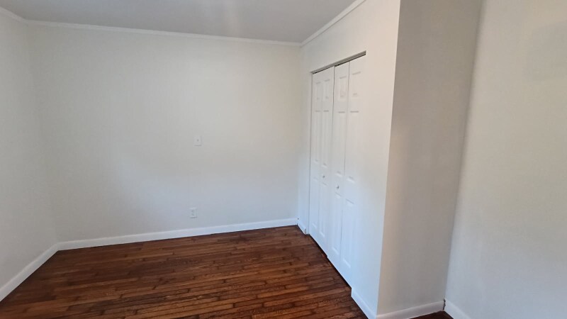 Building Photo - 307 California Ave