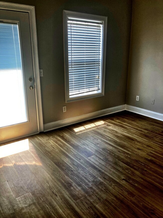 Building Photo - 8082 Veterans Pkwy