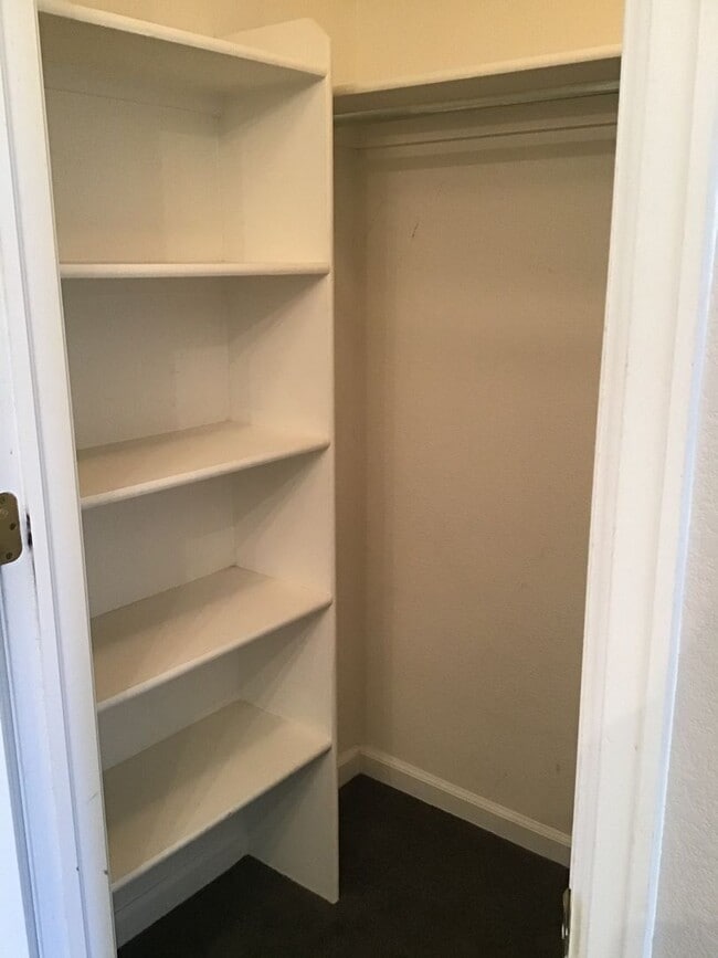 Building Photo - Townhome for rent near Red Hawk golf cours...