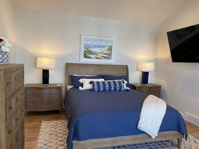 Building Photo - Daybreak Island Furnished Home