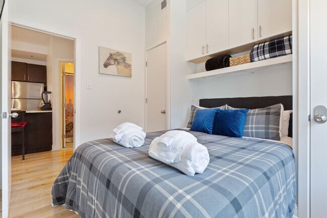 Building Photo - 248 Market St