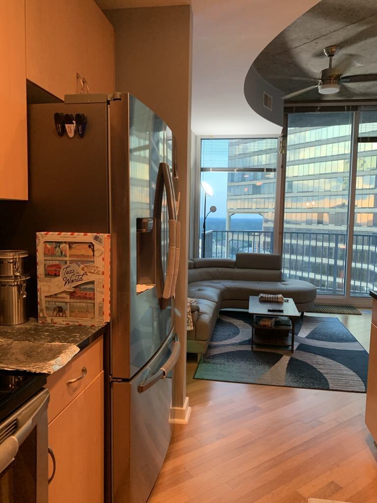 Building Photo - 400 W Peachtree St NW