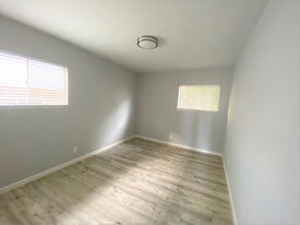 Building Photo - 1448 Butler Ave