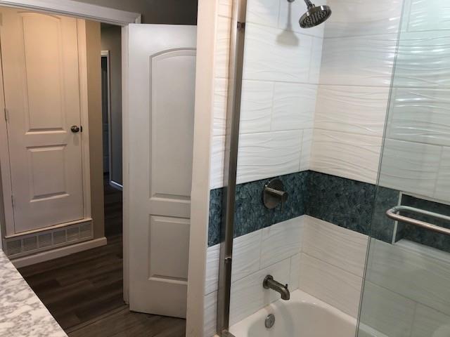 Building Photo - 507 Colonial Dr