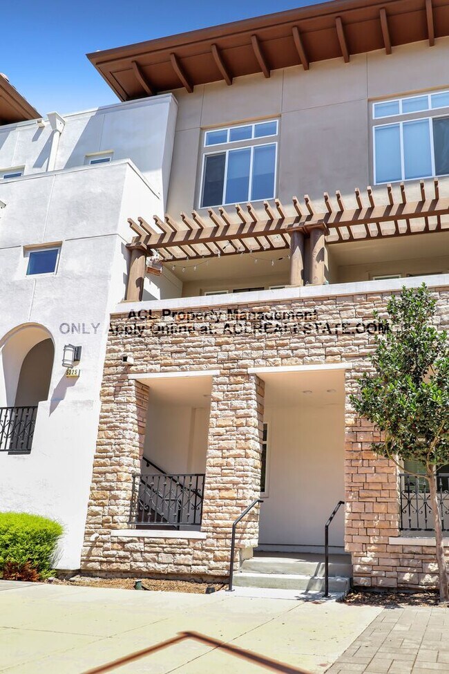 Building Photo - Spacious, 4 bed 3 bath Dublin Home For Rent