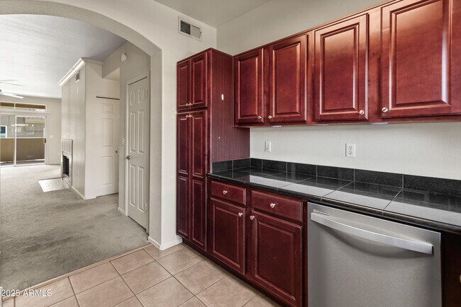 Building Photo - 5335 E Shea Blvd