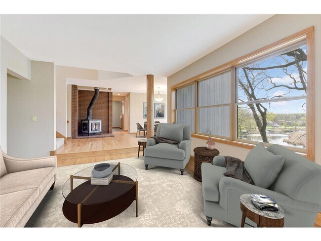 Building Photo - 6301 Bayridge Rd