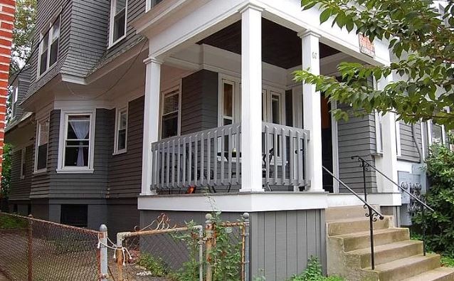 Building Photo - 67 Medway St