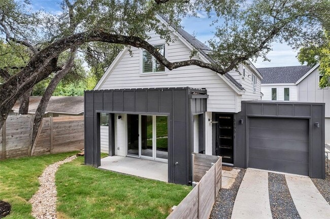 Building Photo - 3100 S 5th St