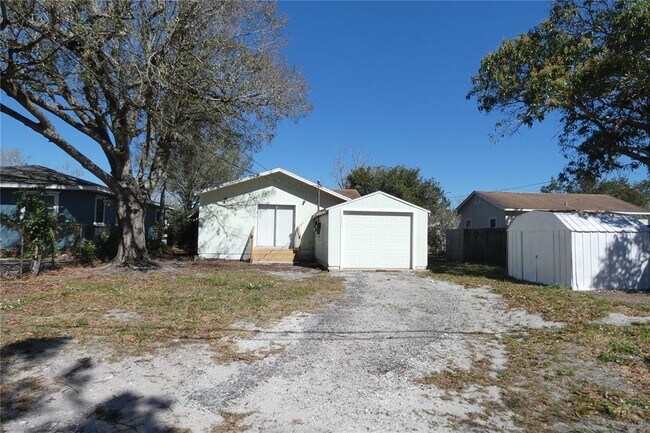 Building Photo - 4344 Dartmouth Ave N