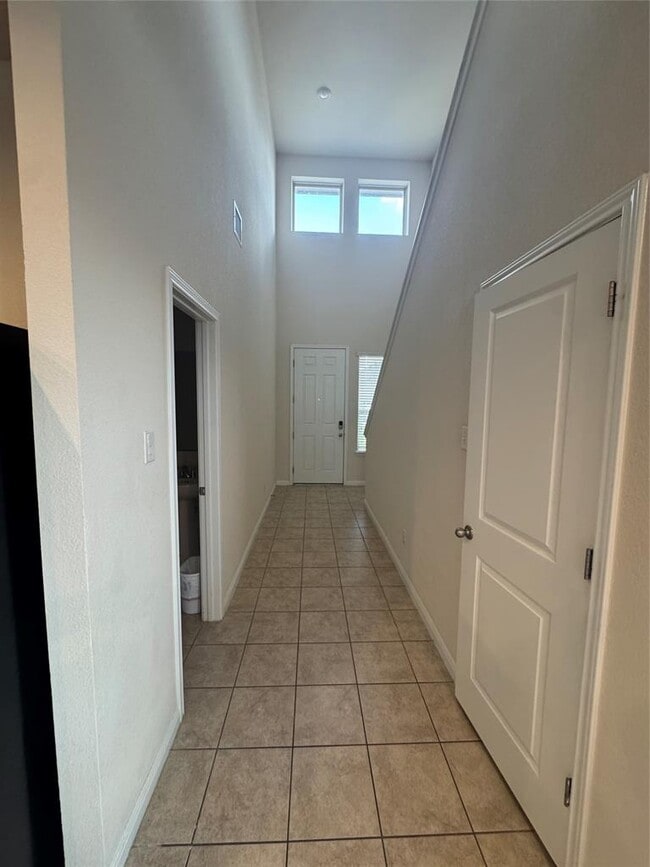 Building Photo - 11809 Sandy Lodge Ct