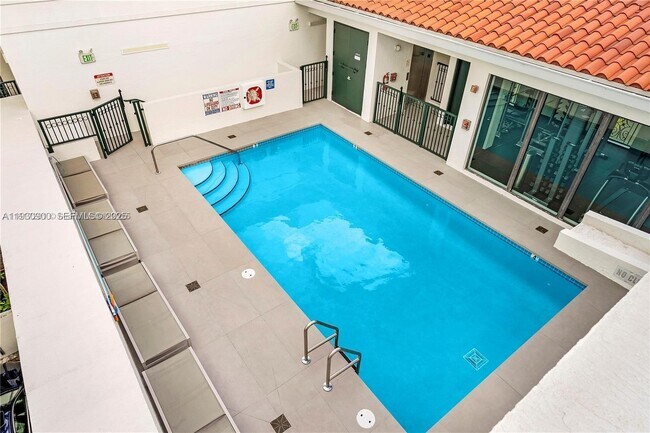 Building Photo - 1150 98th St