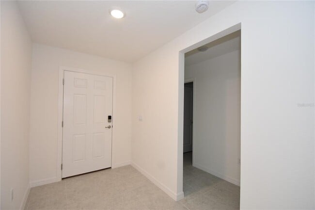 Building Photo - 5 Llestone Path