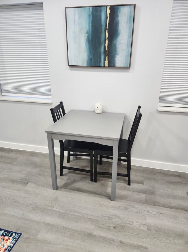 Building Photo - Kissimmee Street Apartments