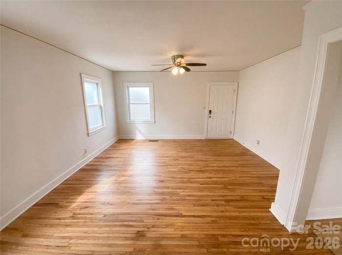 Building Photo - 2308 Grimes St