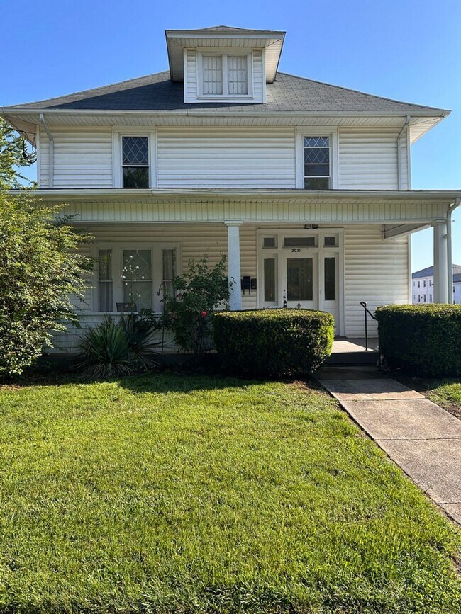 Building Photo - Westover/2031