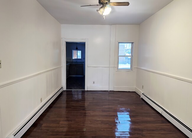 Building Photo - 118 S 2nd St