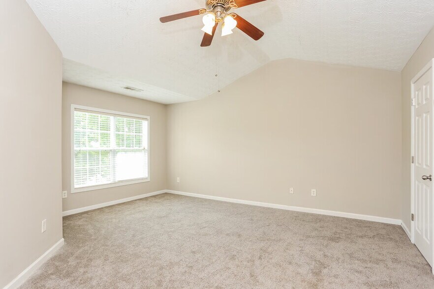 Building Photo - 398 Glenleigh Dr