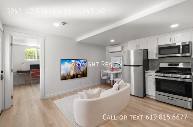 Building Photo - 3943 1/2 Georgia St-3943 1/2