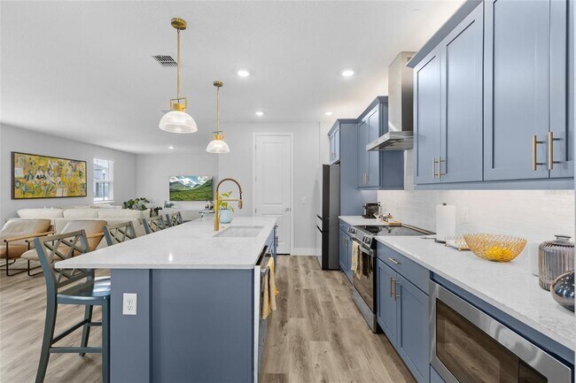 Building Photo - 2205 Broadbrook Dr