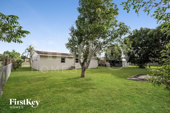 Building Photo - 14971 SW 304th St