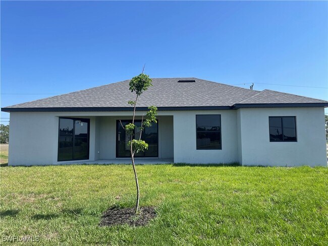 Building Photo - 2614 NW 20th Terrace