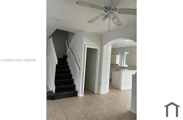 Building Photo - 2704 SE 15th Pl