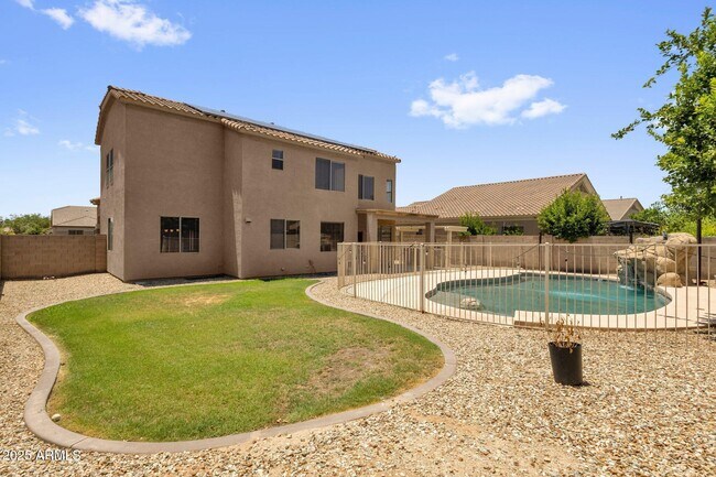 Building Photo - 12952 W Vista Paseo Dr