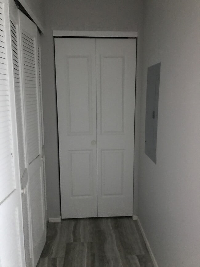 Building Photo - Gorgeous One Las Vegas Unit for Rent !