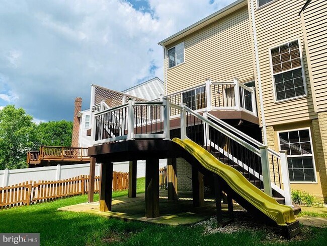 Building Photo - 21 Warwick Way