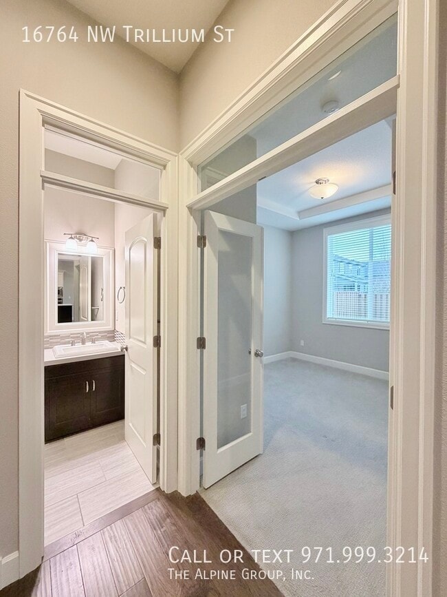 Building Photo - 16764 NW Trillium St