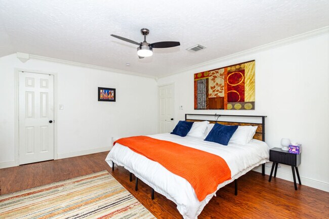 Building Photo - 1423 Sweet Grass Trail