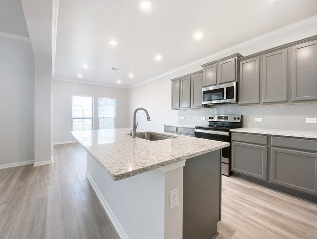 Building Photo - AVAILABLE SOON! APPLY ON OUR WEBSITE!