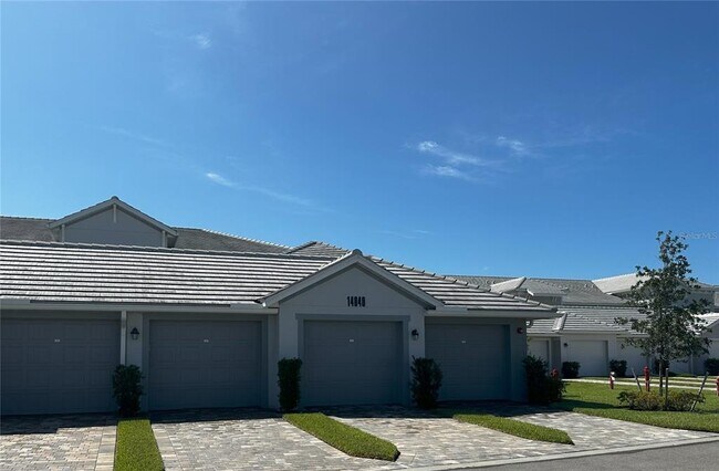 Building Photo - 14040 Heritage Landing Blvd