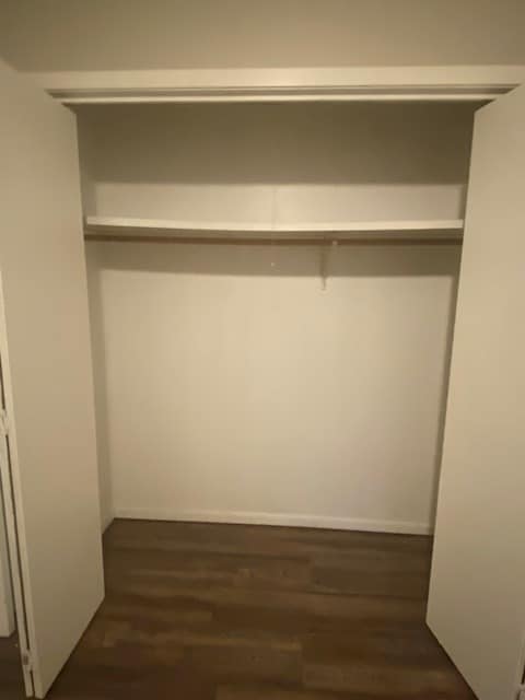 Building Photo - 422 Johnson St