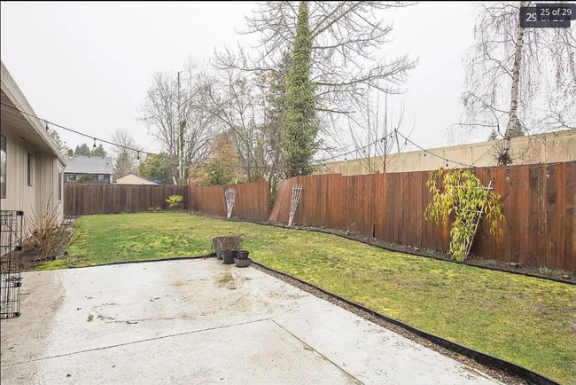 Building Photo - 7639 SW Aldrich Ct