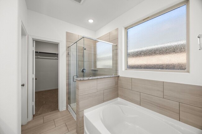 Building Photo - 31319 Horseshoe Meadow Bend Ln