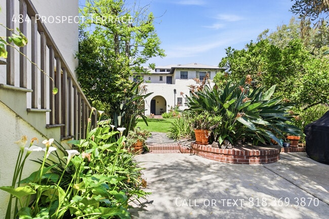 Building Photo - 484 Prospect Terrace