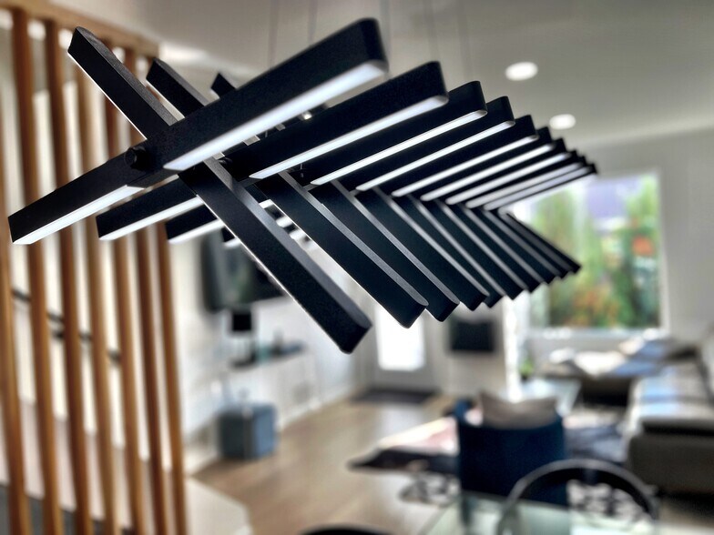 Building Photo - 3607 Charlotte St