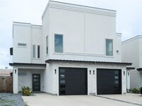 Building Photo - 2009 New Combs Rd