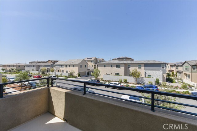 Building Photo - 162 Pattern