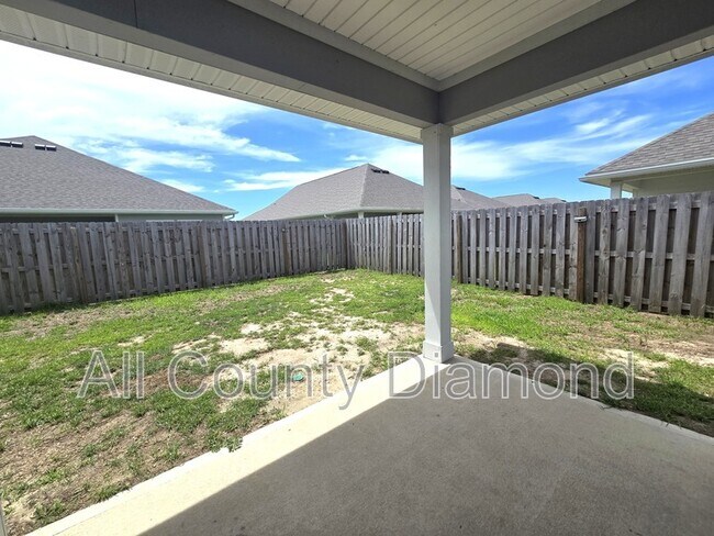 Building Photo - 4861 Sweetspire Dr