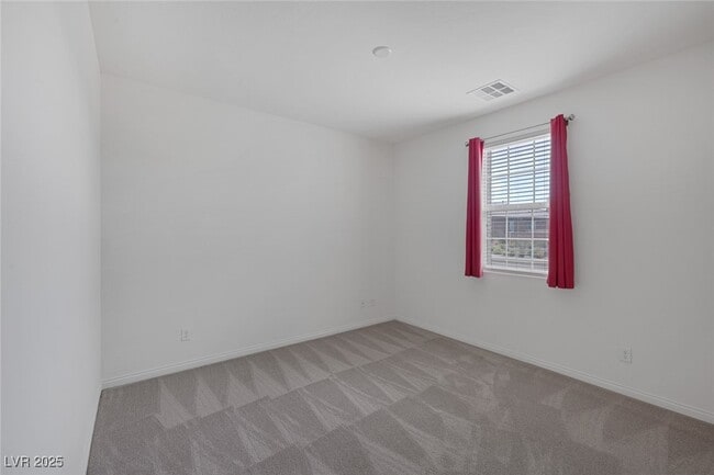 Building Photo - 489 Intonation St